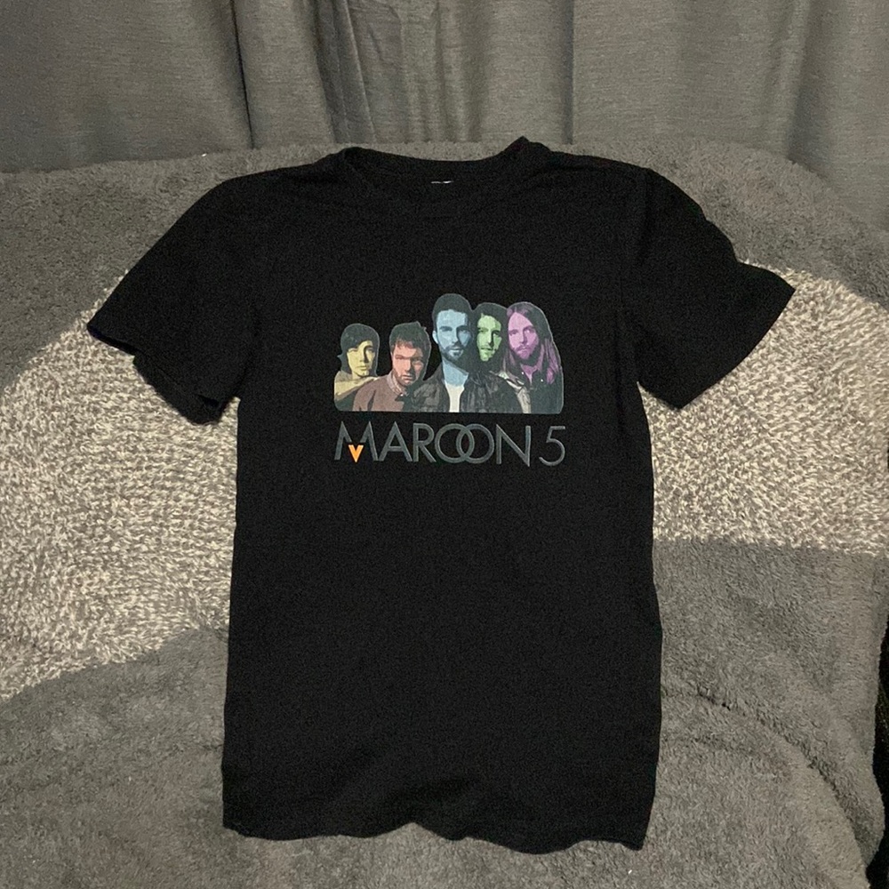 Maroon 5 Black Graphic Tee